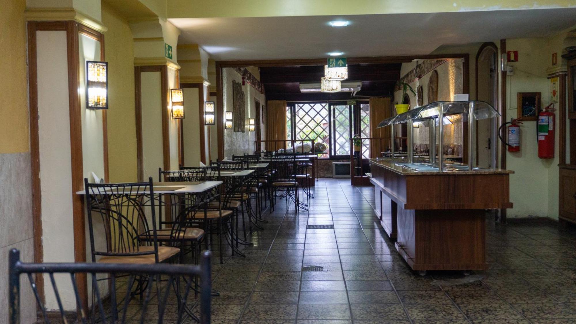Canoas Hotel Castel Luaran gambar