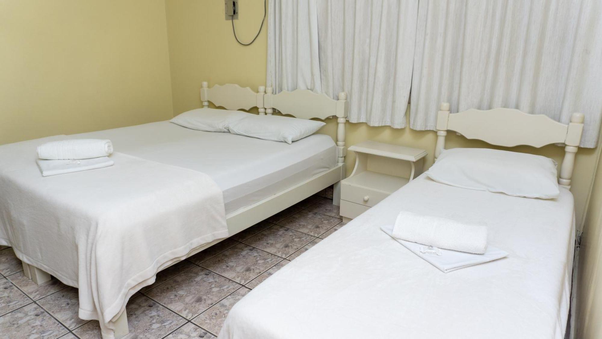 Canoas Hotel Castel Luaran gambar